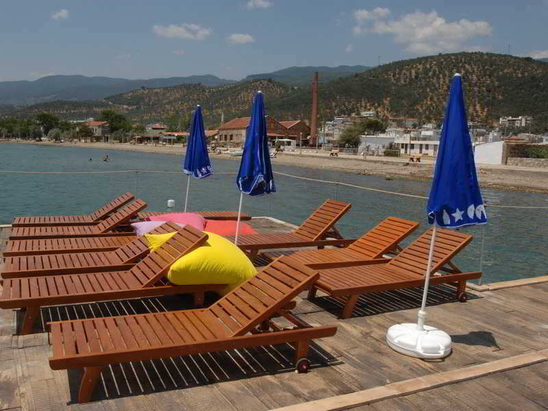 Gure Saruhan Thermal Akçay Buitenkant foto
