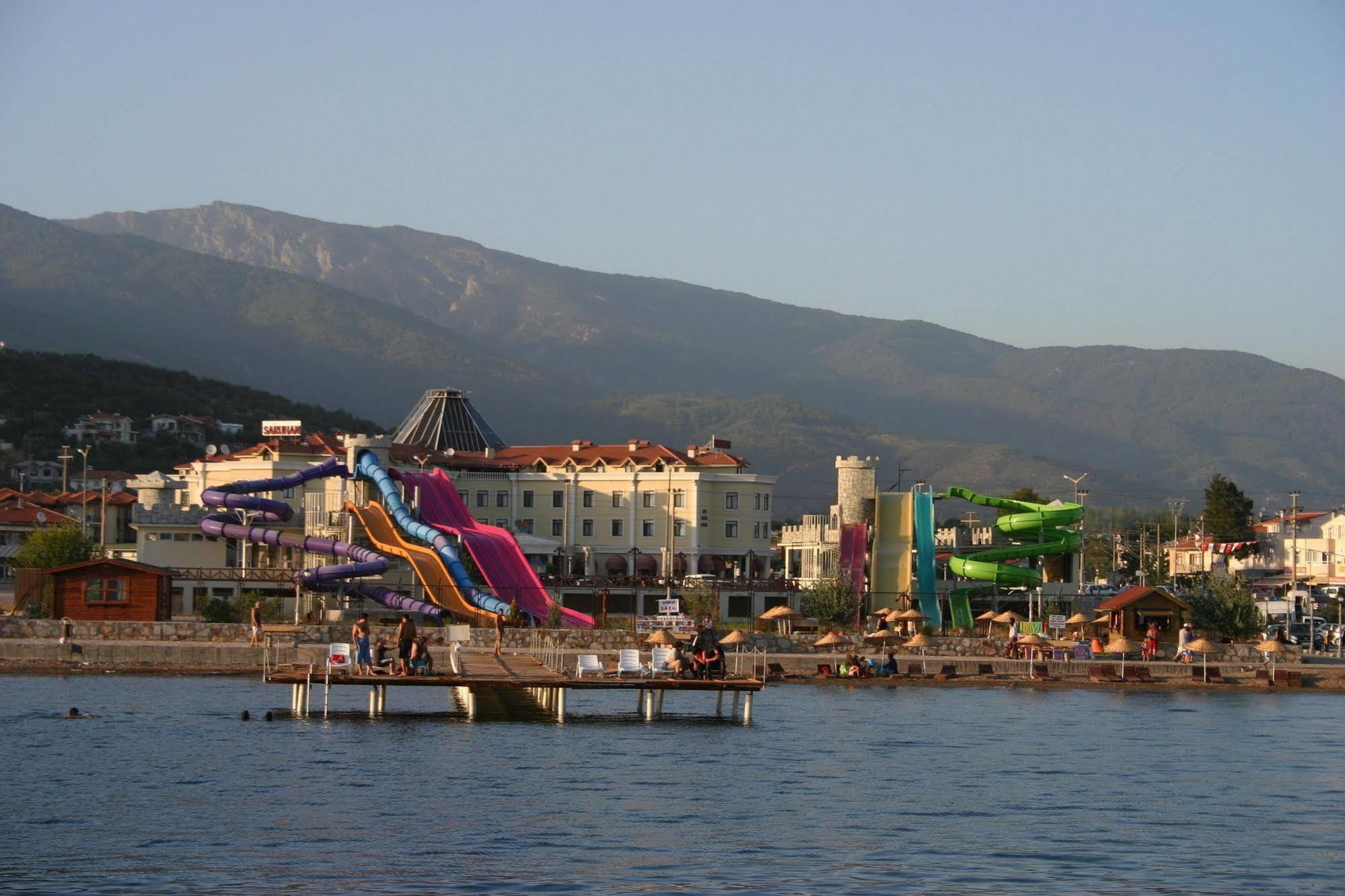 Gure Saruhan Thermal Akçay Buitenkant foto